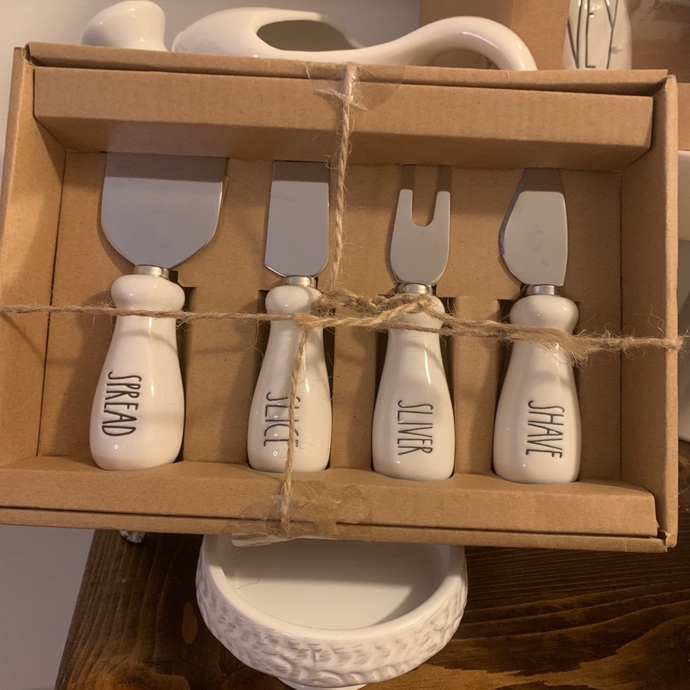 Rae Dunn cheese set